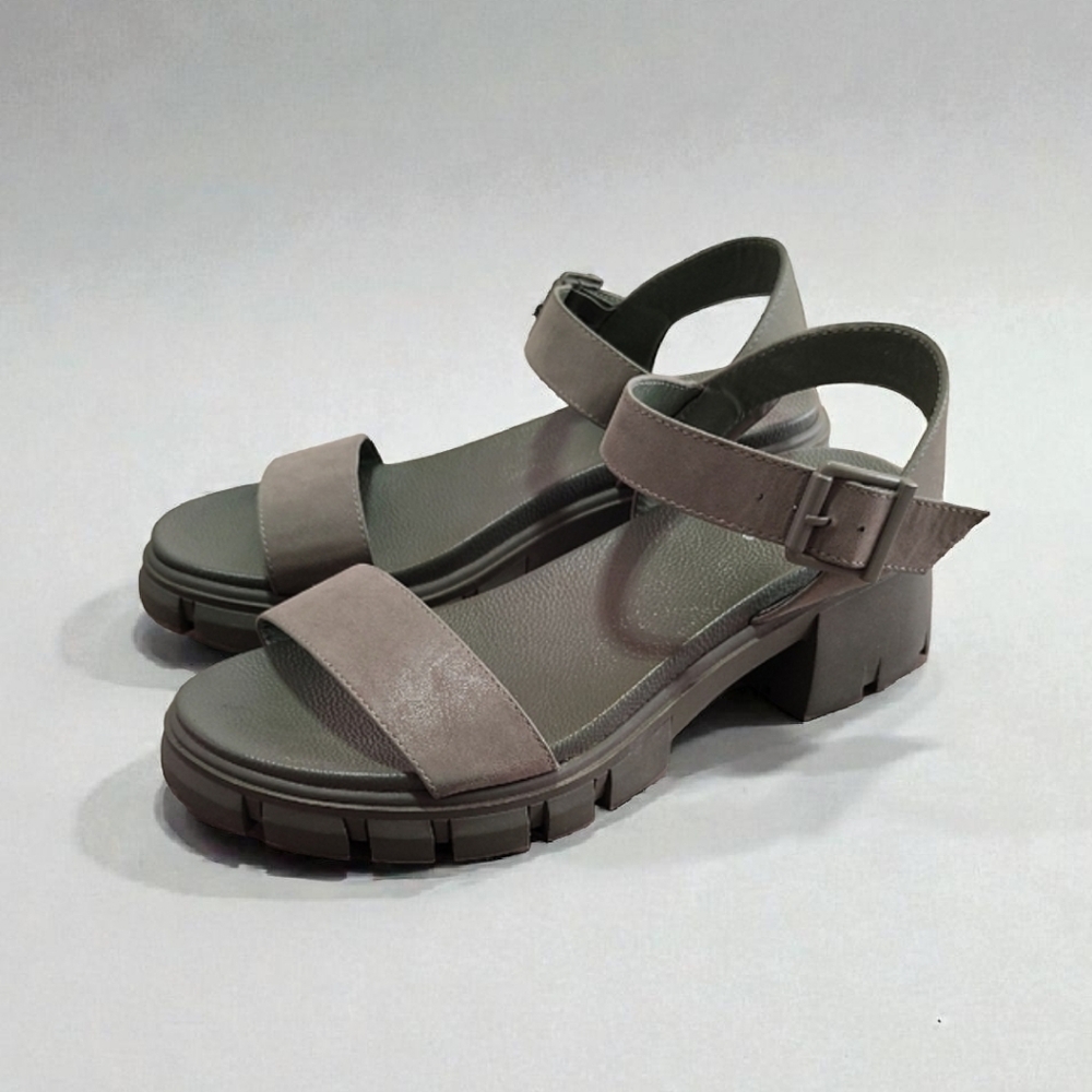 Torrid Stylish Women's Lugged Bottom Olive Sandals Size 11.5 Wide Width
